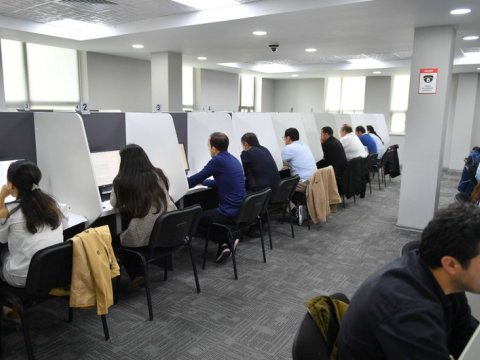 DİM vəkilliyə qəbul imtahanı keçirib