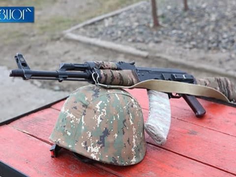 Ermənistanda daha bir hərbçi ölüb