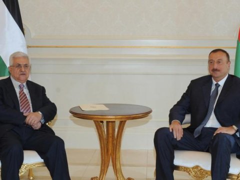 Mahmud Abbas İlham Əliyevi təbrik etdi
