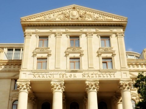 XİN-dən Müstəqillik Günü TƏBRİKİ