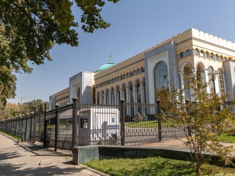 Azərbaycanı Müstəqillik Günü münasibətilə ürəkdən təbrik edirik! - Özbəkistan XİN