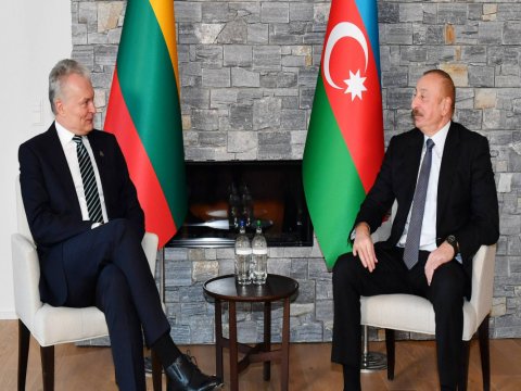 Ermənistanla sülh üçün əldə edilmiş razılaşmanı alqışlayıram - Prezident