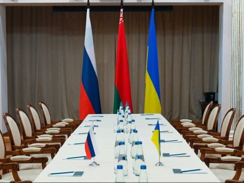 Belarus Rusiya və Ukraynanı müharibəni dayandırmağa ÇAĞIRDI