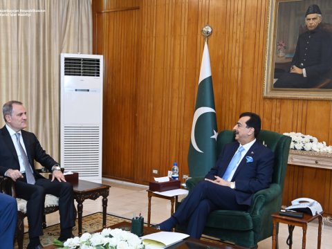 Ceyhun Bayramov Pakistan Senatının sədri ilə görüşdü - FOTO