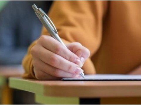 Xaricdə təhsil almış 240 nəfər imtahandan kəsilib - SİYAHI