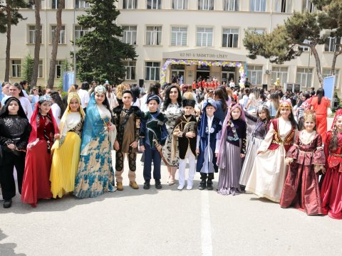 62 nömrəli məktəb-liseydə uşaqlar üçün festival - FOTO/VİDEO