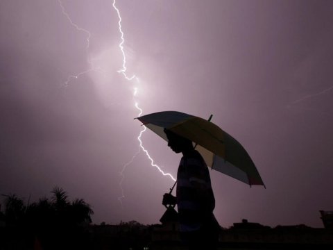 14 yaşlı yeniyetməni ildırım vurub öldürdü