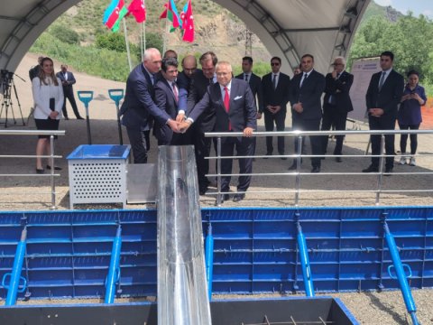 Laçında su elektrik stansiyasının təməli QOYULDU