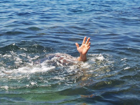 Yeniyetmə suda boğuldu