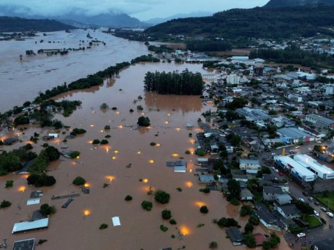 Braziliyada daşqınlar - 171 nəfər öldü