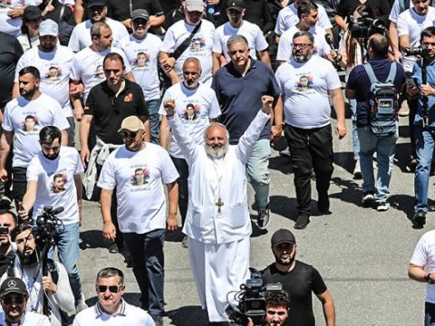 Qiyamçı keşiş Ermənistan İstintaq Komitəsinə ÇAĞIRILDI