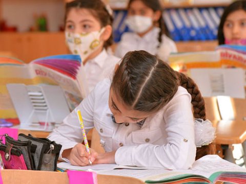 İki məktəbin birləşdirilməsi məlumatı doğru deyil