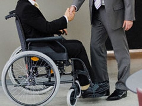 Qanunsuz yolla özünə əlillik alan şəxsə cinayət işi açıldı