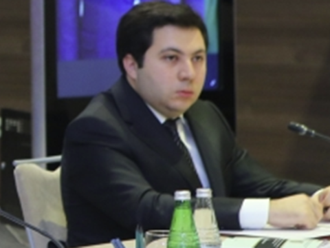 Yüksəkvəzifəli şəxs vəfat etdi