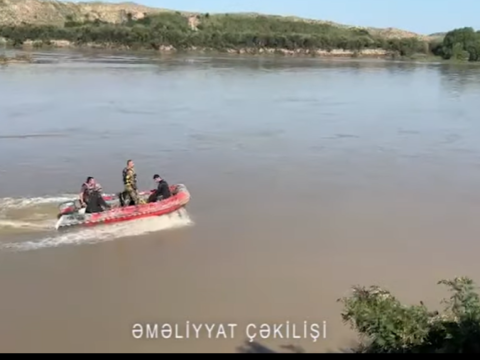 Maşınla Kürə düşən şəxslərin axtarışları davam edir  - VİDEO