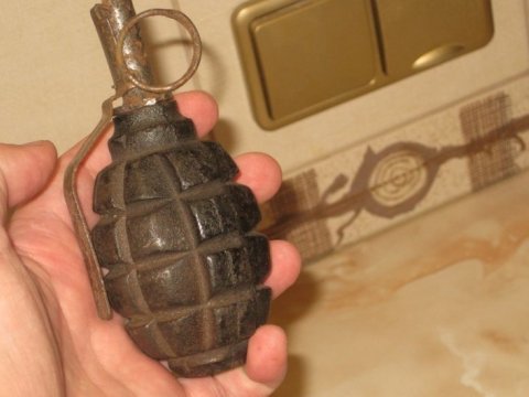 Sumqayıtda iki qumbara tapıldı