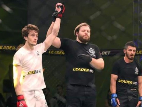 Marneulidə ilk dəfə MMA döyüşləri üzrə turnir keçirilib - FOTOLAR