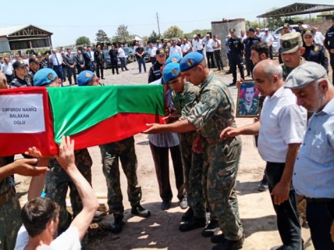 Şəhid Namiq Cəfərovun nəşinin qalıqları Saatlıda dəfn edildi - FOTOLAR