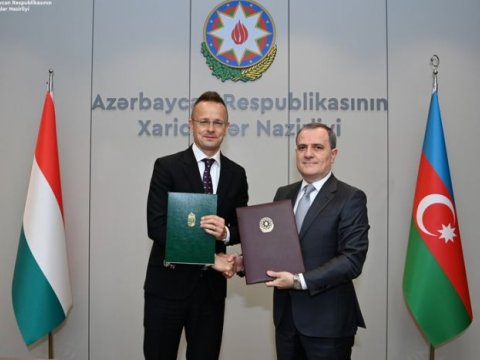 Azərbaycanla Macarıstan arasında 2 sənəd imzalandı