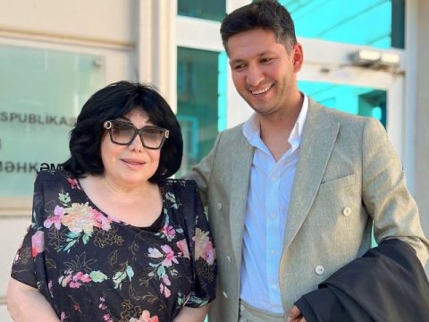 Flora Kərimova məhkəmədə Ülviyyə Alovluya qalib gəldi