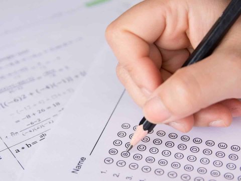 Bazar günü informatika və coğrafiyadan qəbul imtahanı KEÇİRİLƏCƏK