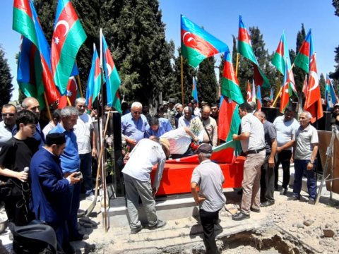 Daha 3 şəhidimiz 30 ildən sonra dəfn edildi - FOTOLAR