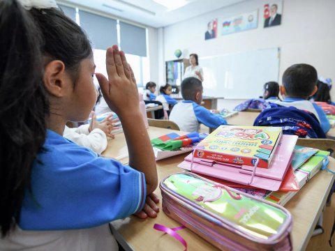 Birinci sinfə gedənlər bu il də azalacaq - Ekspertlər səbəbini AÇIQLADI