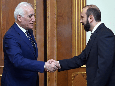Prezident və nazir Ermənistan-Azərbaycan danışıqlarını müzakirə edib