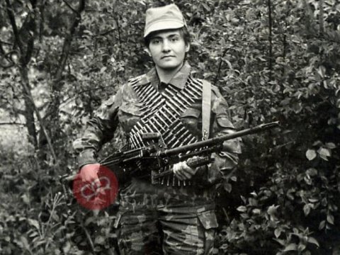 Savaşçı xanımlar: “Döyüşlərdə aldığım xəsarətlərə görə, ana ola bilmədim” - “Qəqəni” ləqəbli DÖYÜŞÇÜ