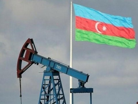 Azərbaycan neftinin qiyməti 80 dolları ÖTÜB