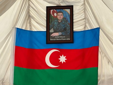 Həlak olan mayorla vida mərasimi keçirilir