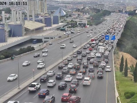 Hazırda tıxac olan yolların SİYAHISI 