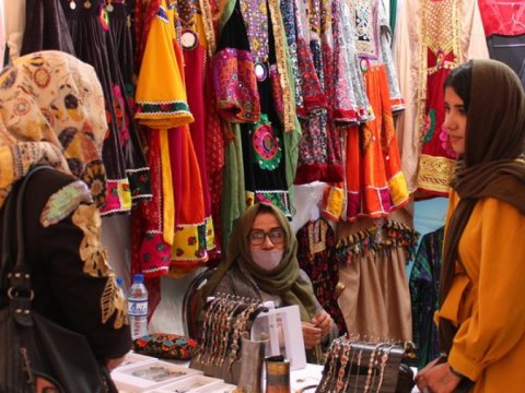 Əfqanıstanda qadınlar üçün bazar açıldı