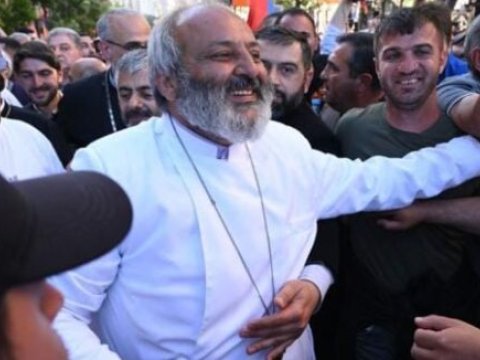 Paşinyandan Azərbaycanla danışıqlardan imtina etməyi tələb edirlər – VİDEO