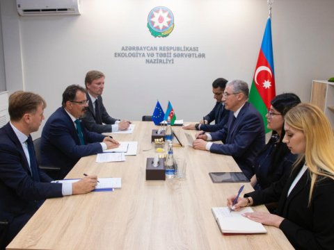 Nazir Aİ nümayəndəsi ilə COP29-a hazırlığı müzakirə etdi