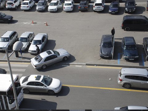 Azərbaycanda xidməti parklanma yerləri müəyyən edilir