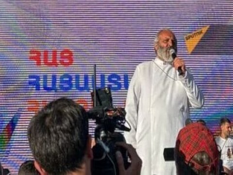 Ermənistan Milli Təhlükəsizlik Xidməti etirazçılara xəbərdarlıq etdi