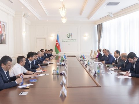 Özbəkistanlı sahibkarlar Azərbaycanda investisiya yatırmağa dəvət edilib