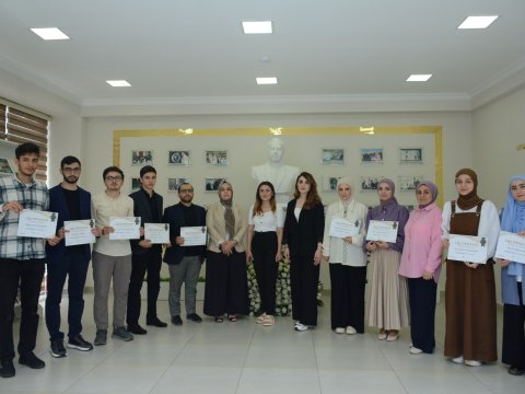 İlahiyyat İnstitutunun “Brend tələbə”ləri mükafatlandırılıb - FOTO