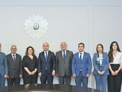 Emin Əmrullayev İctimai Şuranın üzvləri ilə görüşdü - FOTO