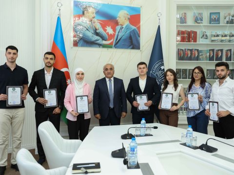 UNEC-in “Minor” proqramının ilk məzunlarına sertifikatlar təqdim olundu - FOTO