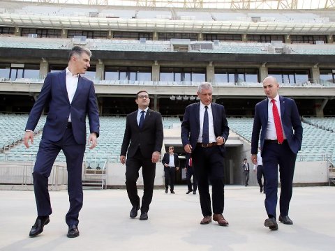 Santuş Bakıda idman obyektləri ilə tanış oldu - FOTOLAR