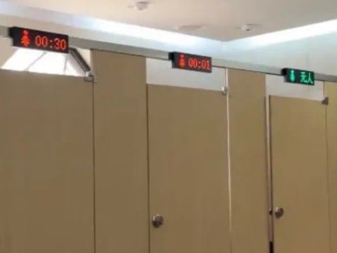 İctimai tualetlərə vaxt sayğacı QURAŞDIRILDI