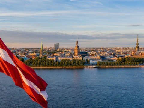 Latviya-Ermənistan siyasi məsləhətləşmələri keçirilib