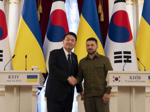 Cənubi Koreya Ukraynaya silah tədarükünə yenidən baxacaq