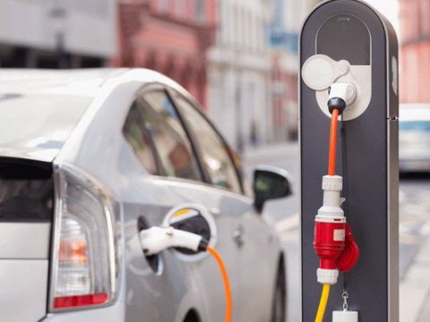 Elektrik mühərrikli avtomobillər üçün enerji doldurma məqsədilə parklanma yerlərinə dair nişan müəyyənləşir