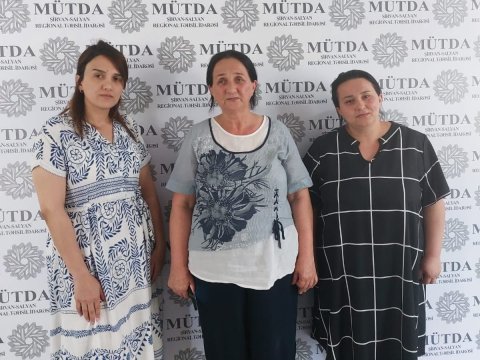 Ana və iki qızı sertifikasiyada yüksək bal topladılar