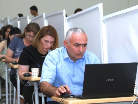 Dünənki sertifikasiyada 60 bal toplayan 38 müəllim - SİYAHI