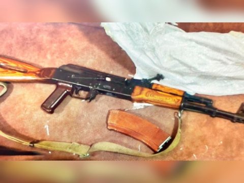 Avtomatı satmağa cəhd etdi - SAXLANILDI