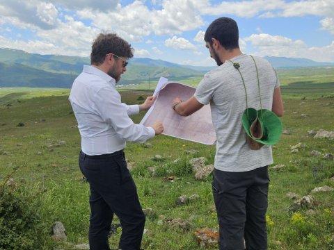 Fransanın Ermənistandakı səfiri Azərbaycanla sərhədə gəldi
